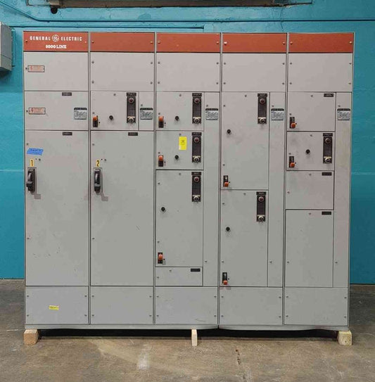 GE 8000 Line Motor Control Center 5-Section 1200A 480V 3PH MCC 515X0564M02