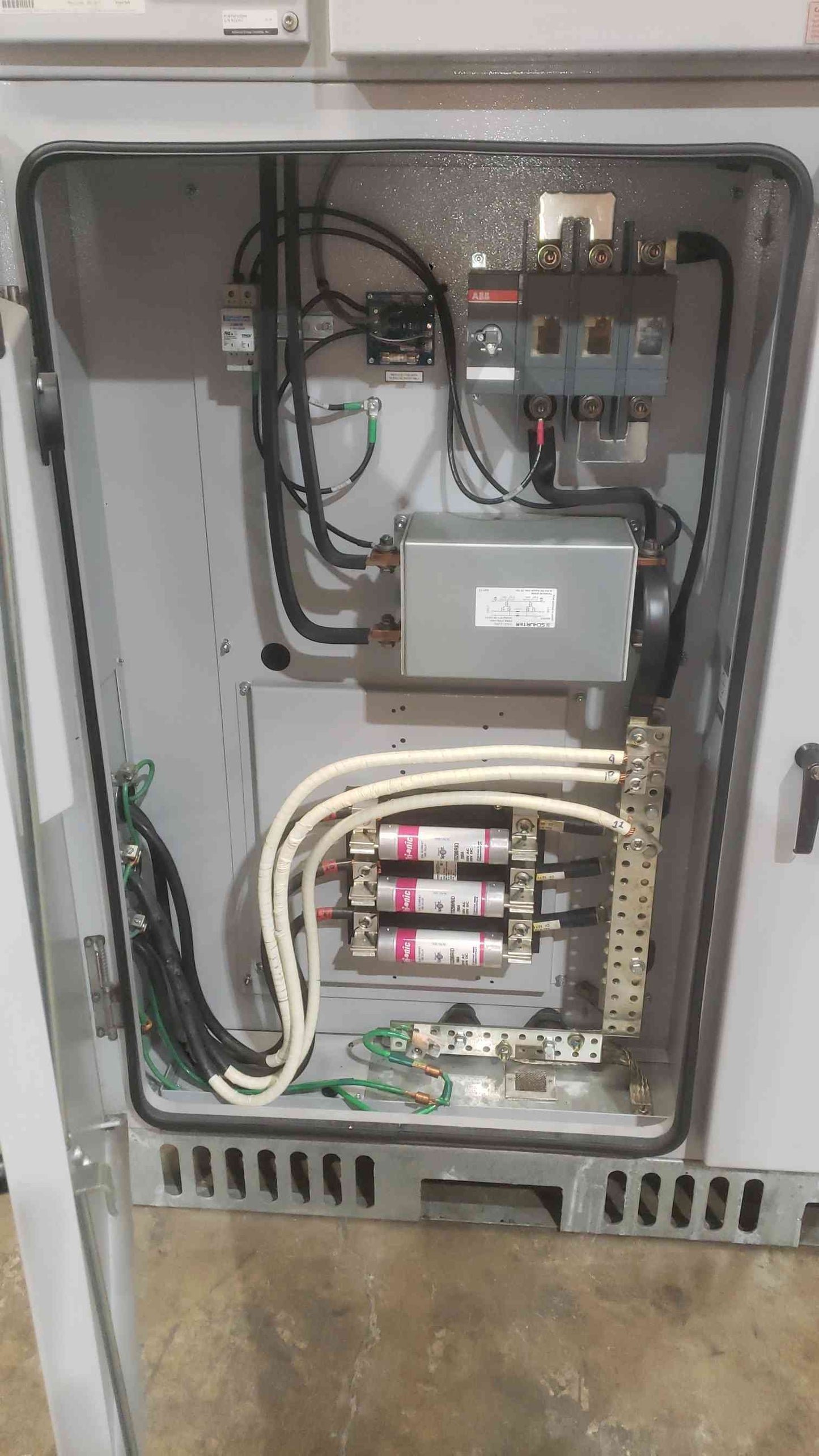 PVPowered PVP100kW Commercial Solar Inverter 100kW 480V 3PH Grid-Tie Advanced Energy