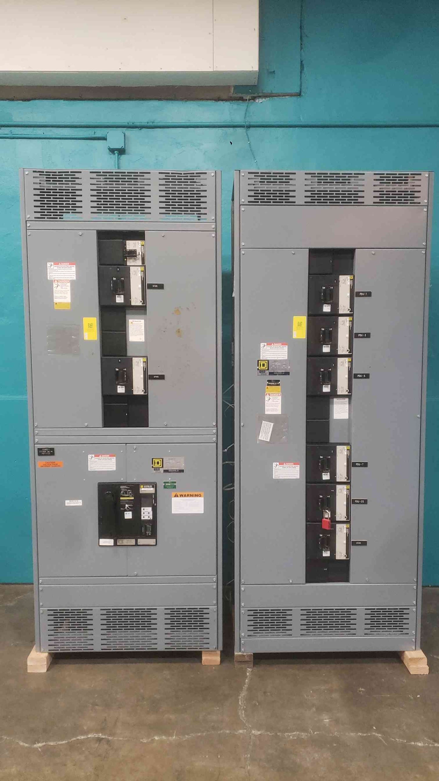 Square D QED-2 Power-Style Switchboard 1600A 480V 3PH 3W 2-Section Loaded Panel