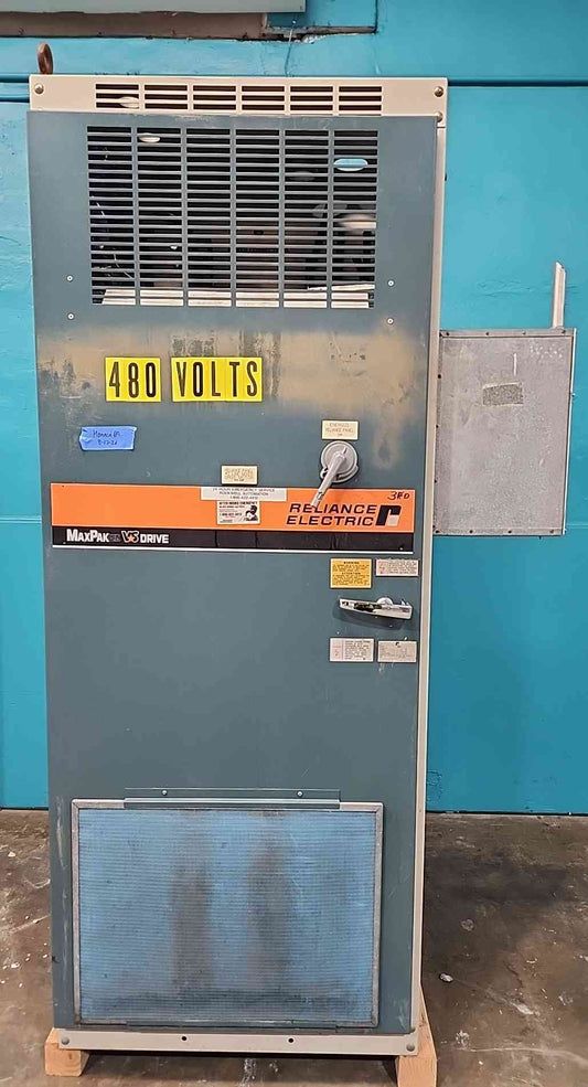 Reliance Electric MaxPak Plus VS Drive Cabinet 400HP 460V 500V DC 1GA693953