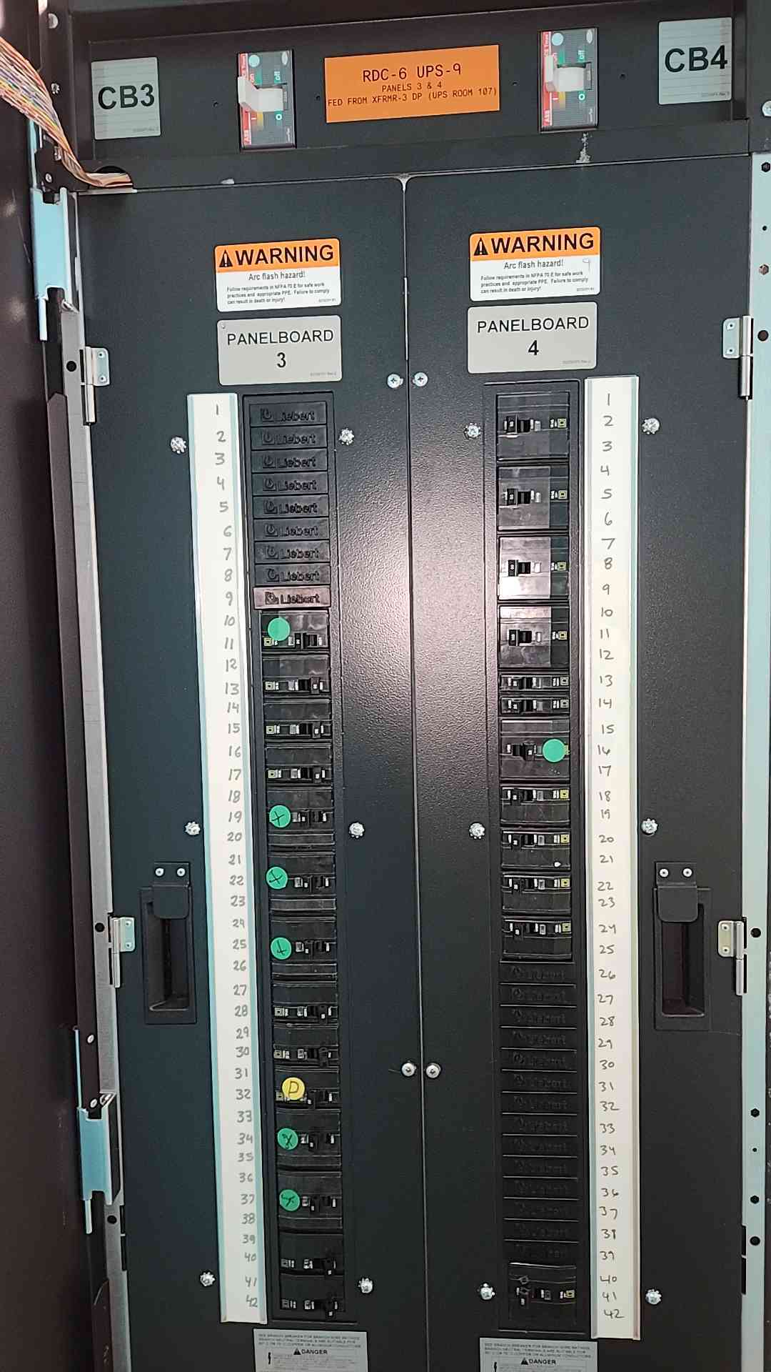 Liebert Vertiv RDC442SB25 Remote Distribution Cabinet PDU 208V 250A Data Center