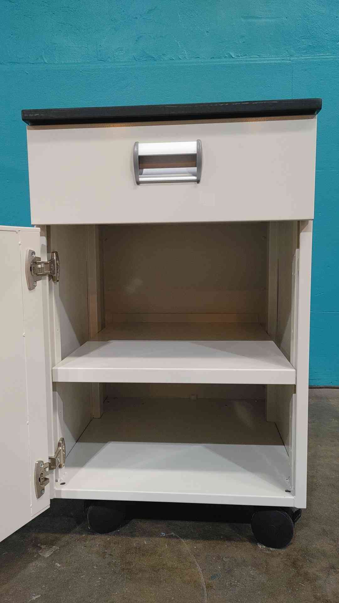 22" Rolling Lab Cabinet W/Shelf 2 Drawers (Sku:115134)