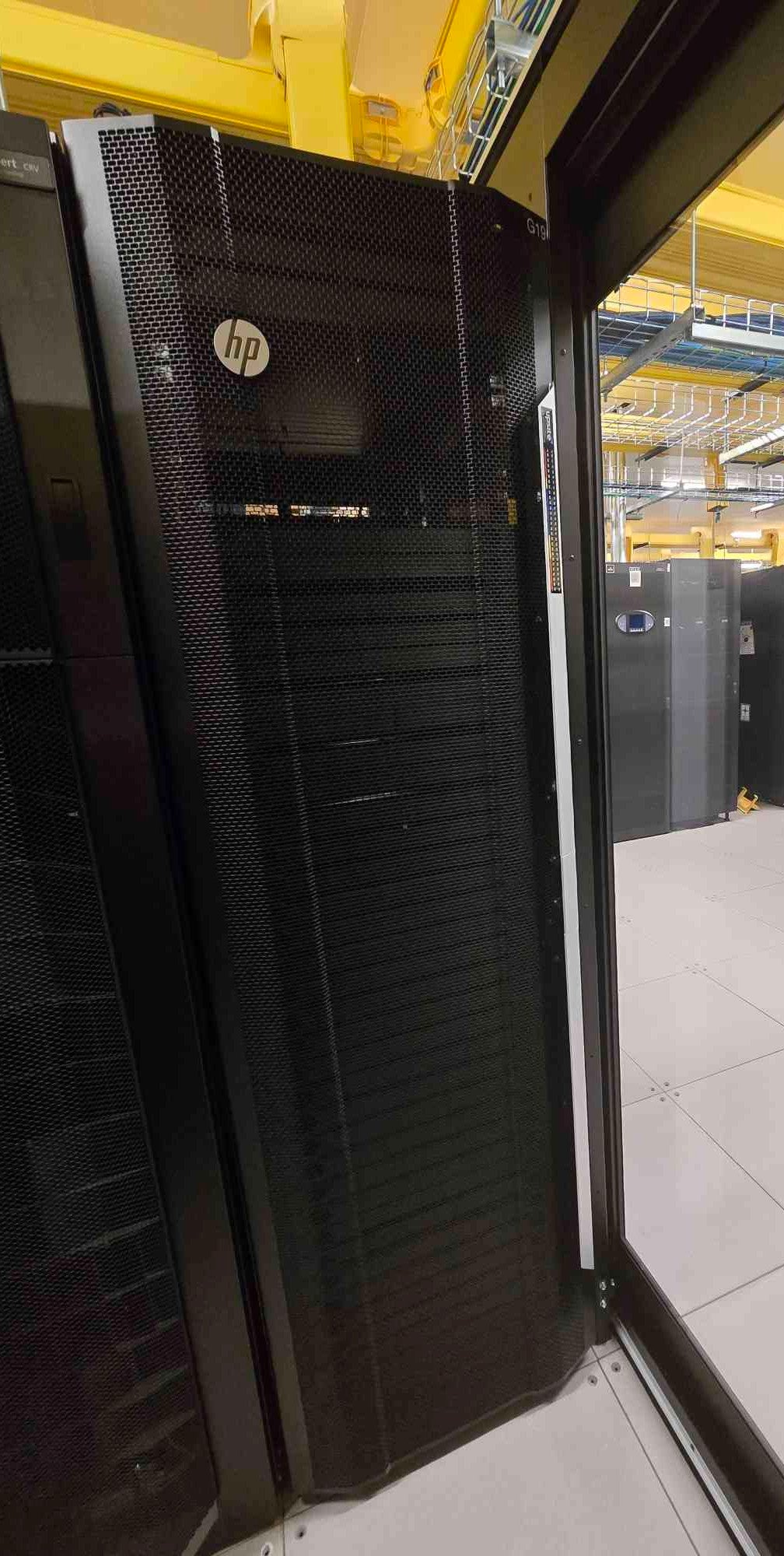 HP 42U Non-Enclosed Server Rack Assy, Rack 642, 1200mm Shock, Intigent (SKU: 115126)