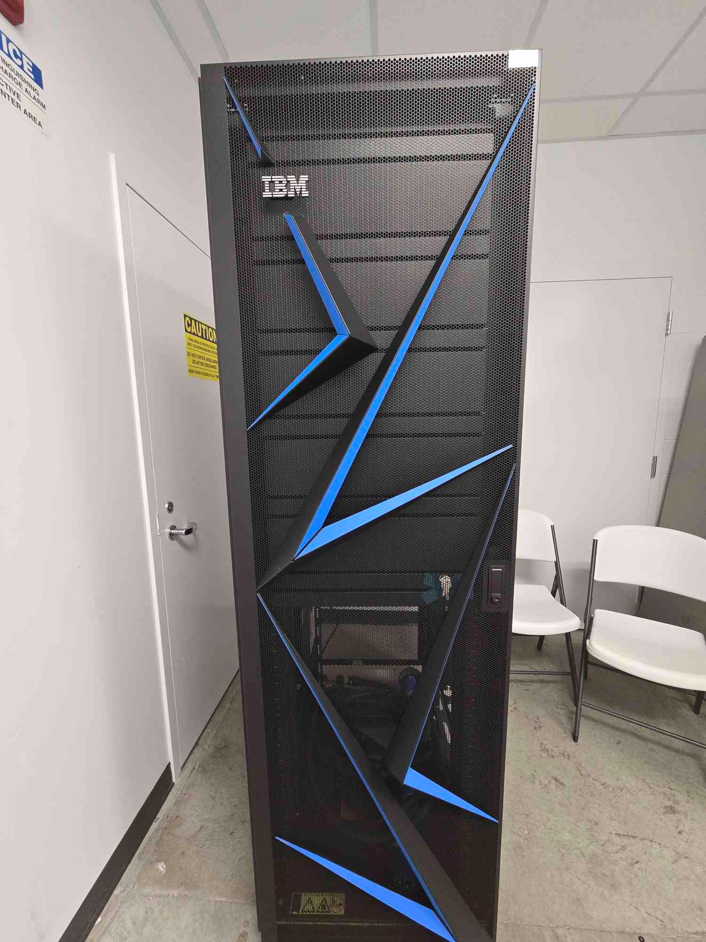 IBM z15 LinuxONE 7965-S42 42U Server Rack Enclosure Cabinet Blue Origami Door
