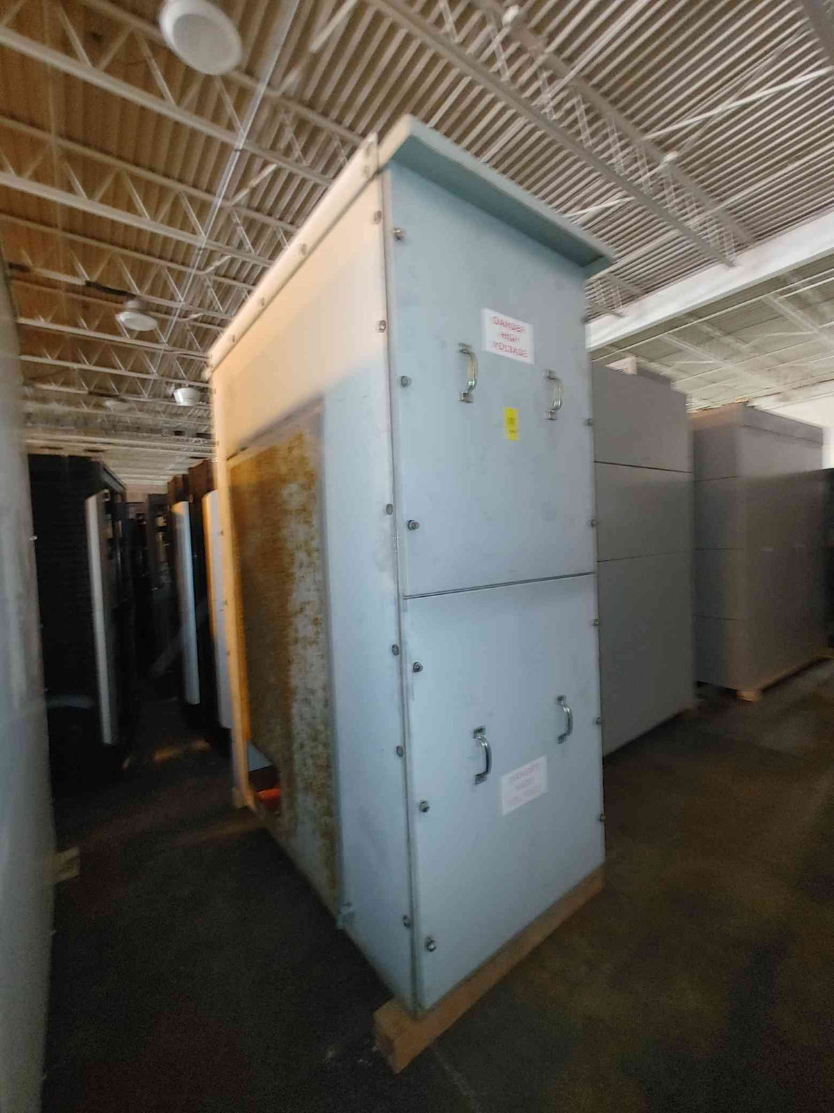 13.8kV Medium Voltage Metal Enclosed Fused Load Interrupter Switchgear Cabinet