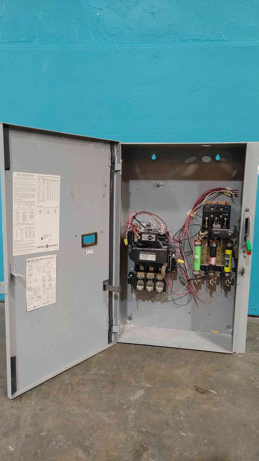 GE CR308E1 NEMA Size 3 Combination Motor Starter Disconnect 90A 50HP 600V