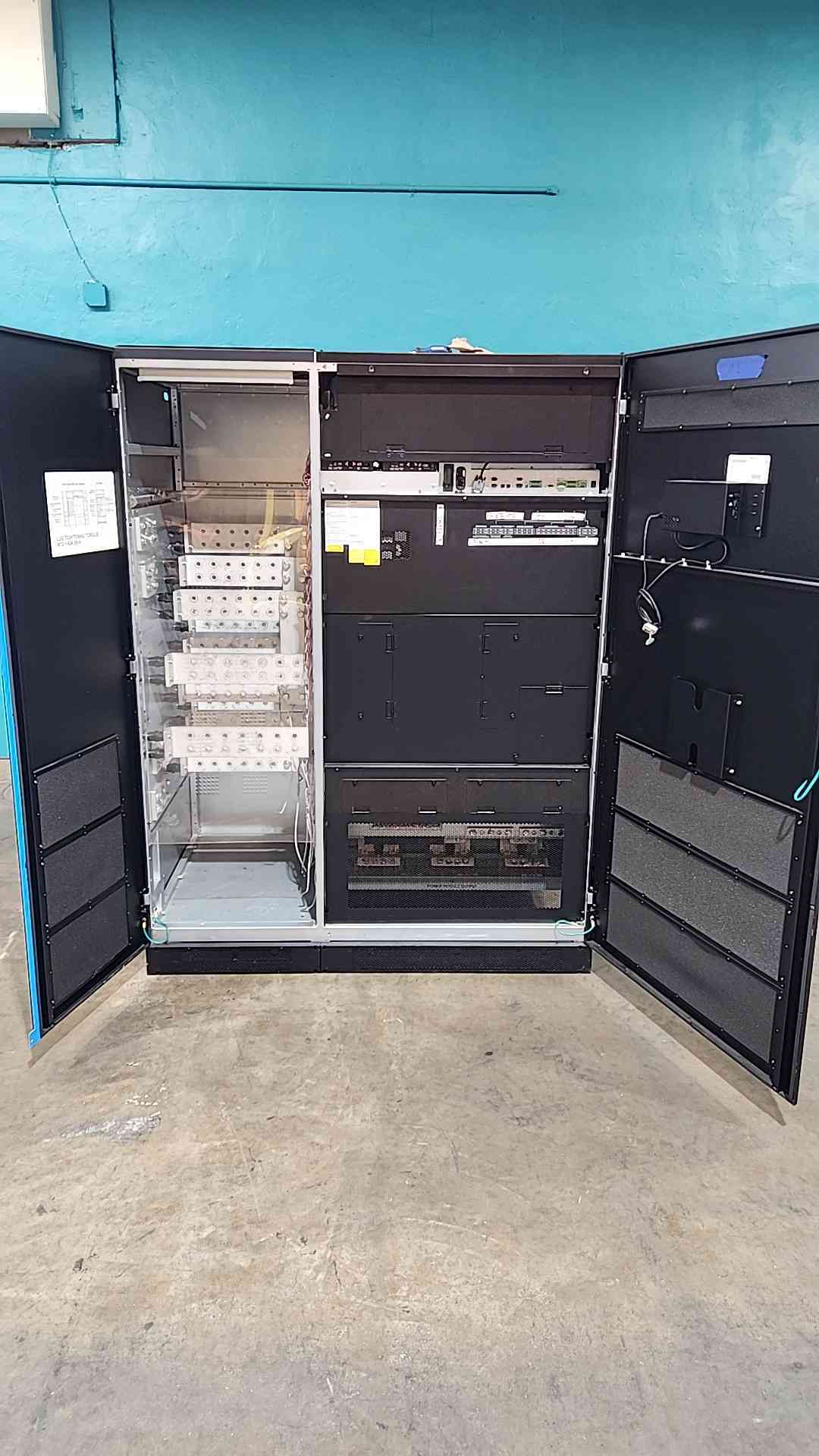 Delta DPM-1250K 1250kVA/1250kW 480V 3PH High Density UPS High Capacity Double Conversion