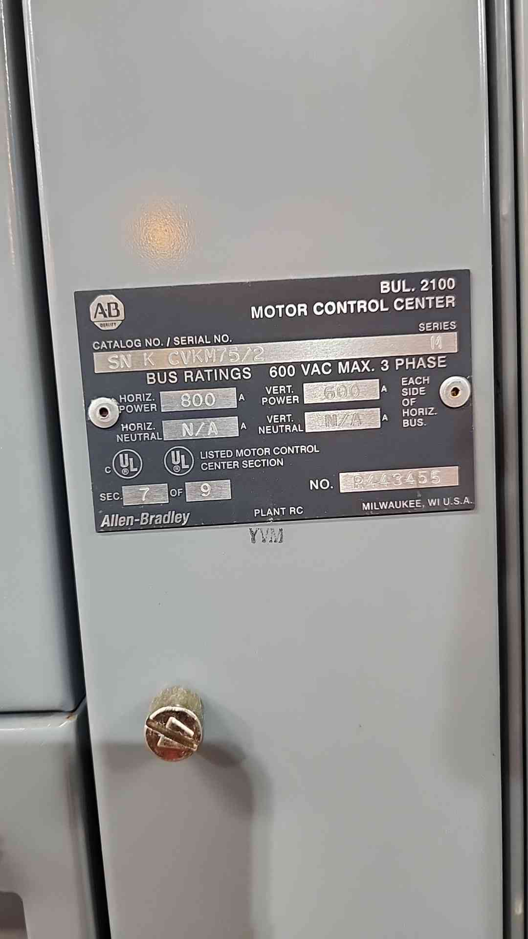 Allen Bradley Centerline 2100 MCC Motor Control Center 3 Section 800A 600V 3PH