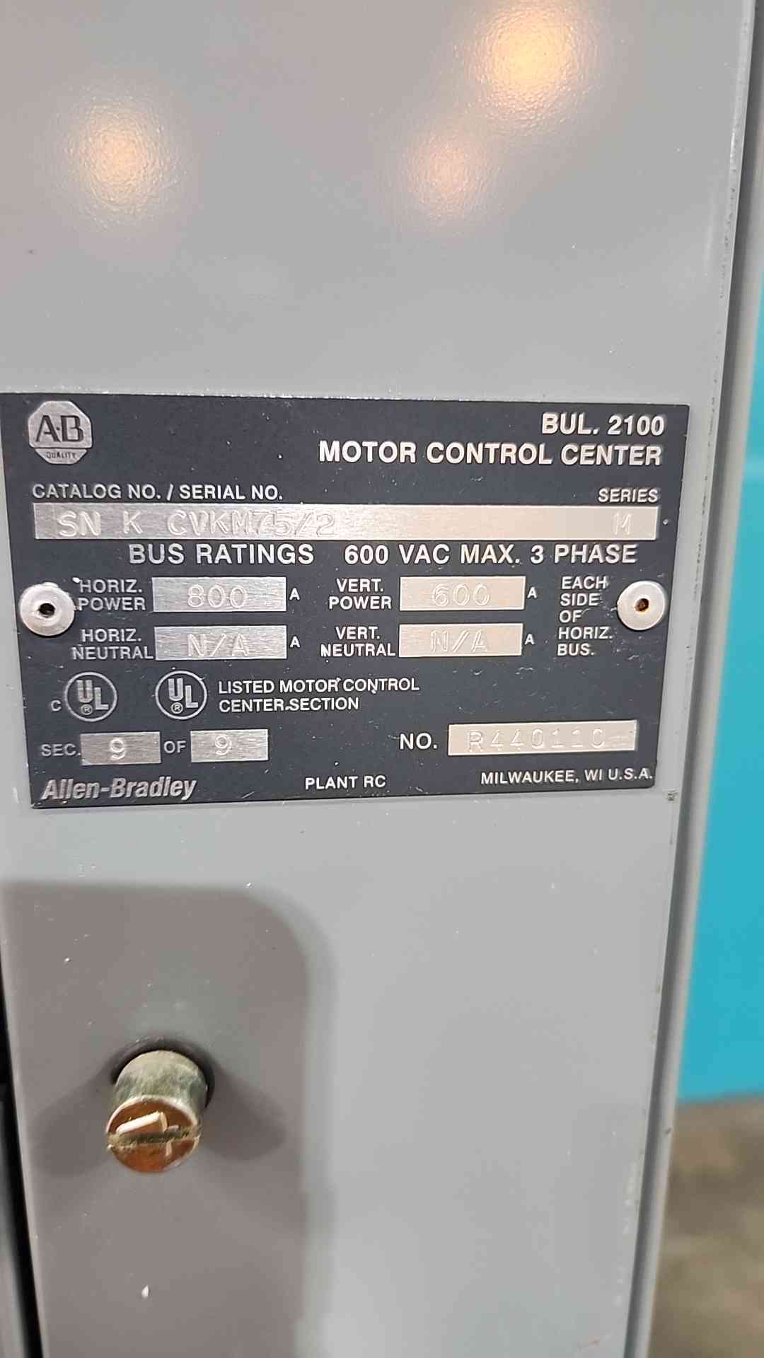 Allen Bradley Centerline 2100 MCC  Motor Control Center 3 Section 800A 600V 3PH