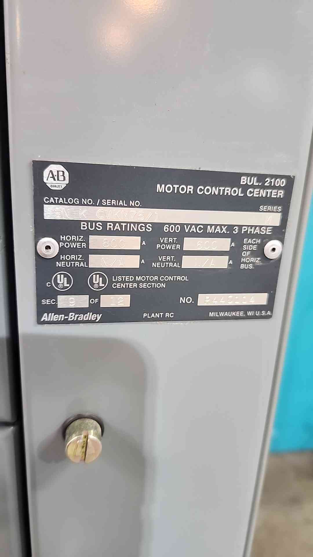 Allen Bradley Centerline 2100 MCC-Motor Control Center 3 Section 800A 600V 3PH