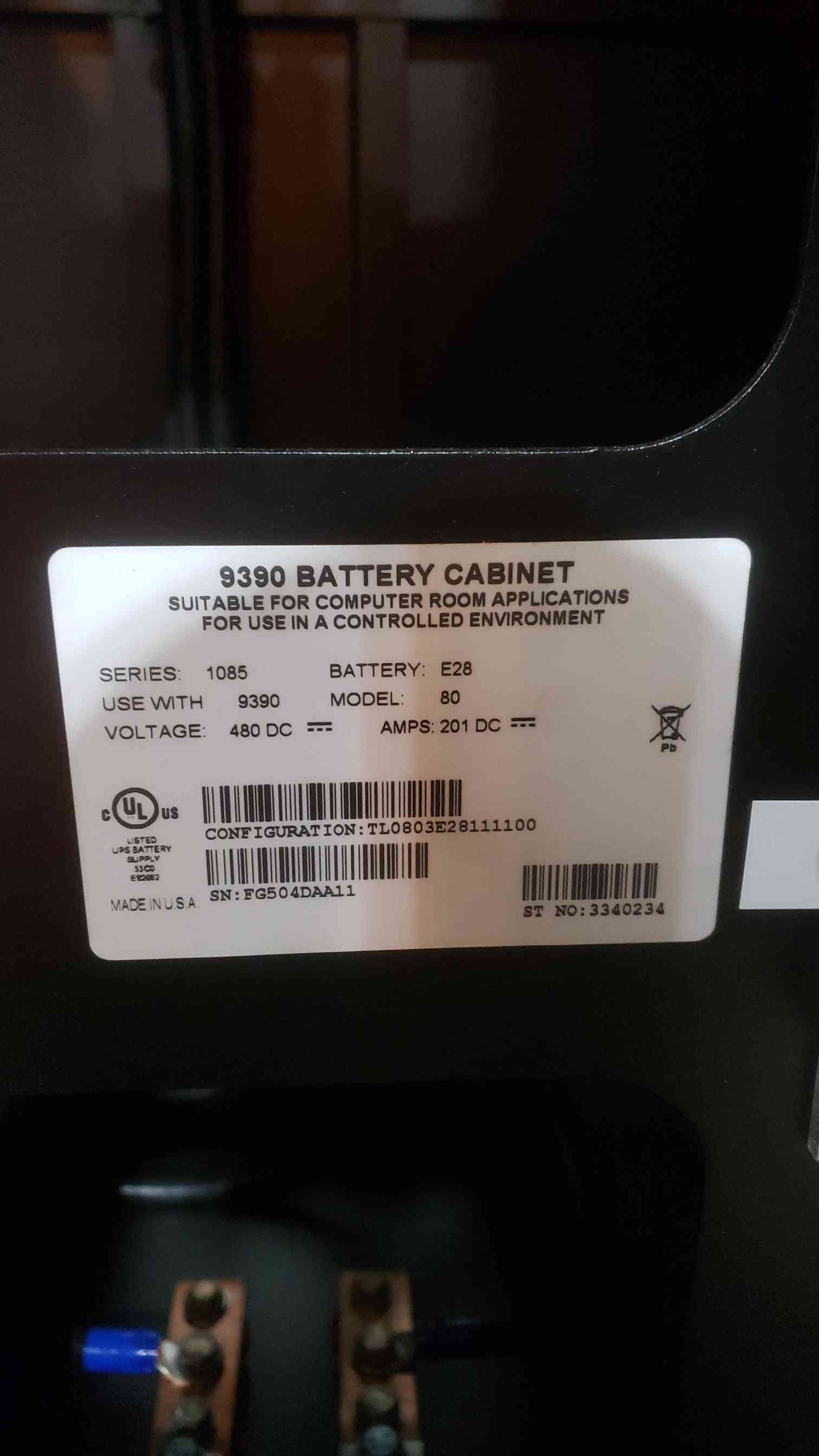 Eaton 9390-80 UPS 40KVA UPS and Battery Cabinet 480V (SKU: 110963)