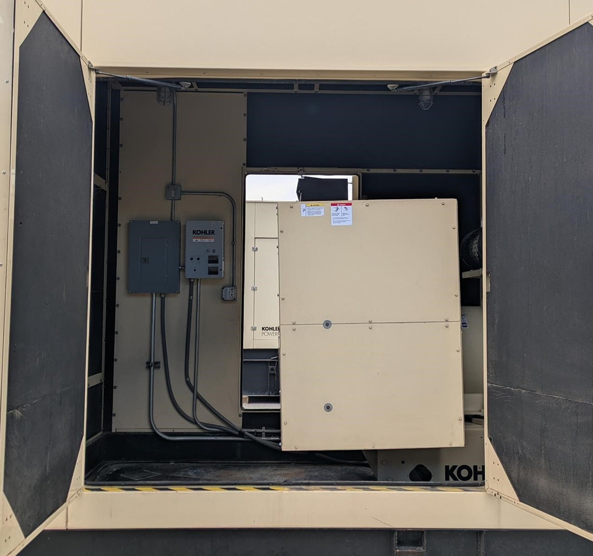 2007 Kohler 400REOZVC 360kW Diesel Generator Volvo Engine 210 Hrs - GTCH1065