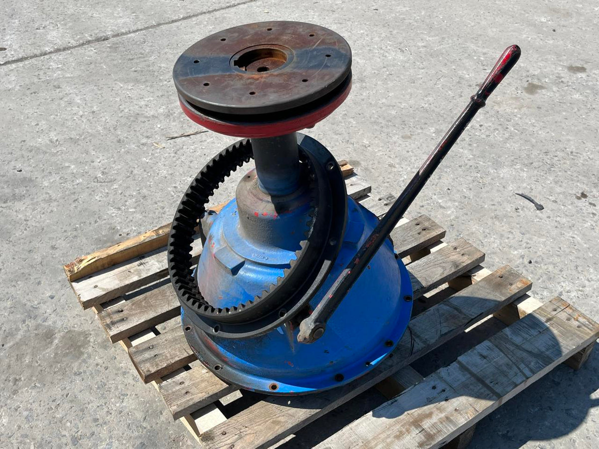 PTO Clutch for Industrial Engine or Powerunit, SAE 1, 14 Inch Drive, Double Plate, Good Used