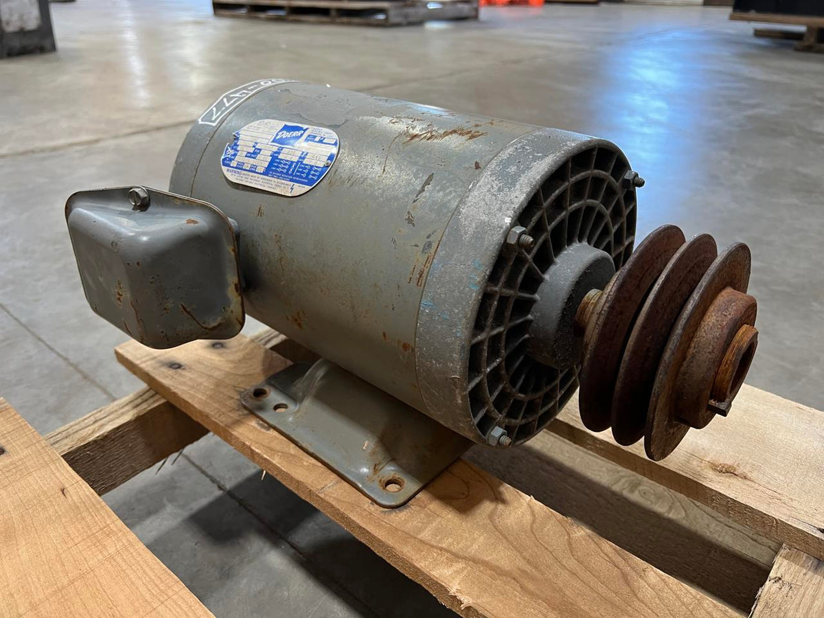 Doerr Electric 3 Phase, AC Motor with Pulley, 5 HP, 1740 RPM, Used Tested