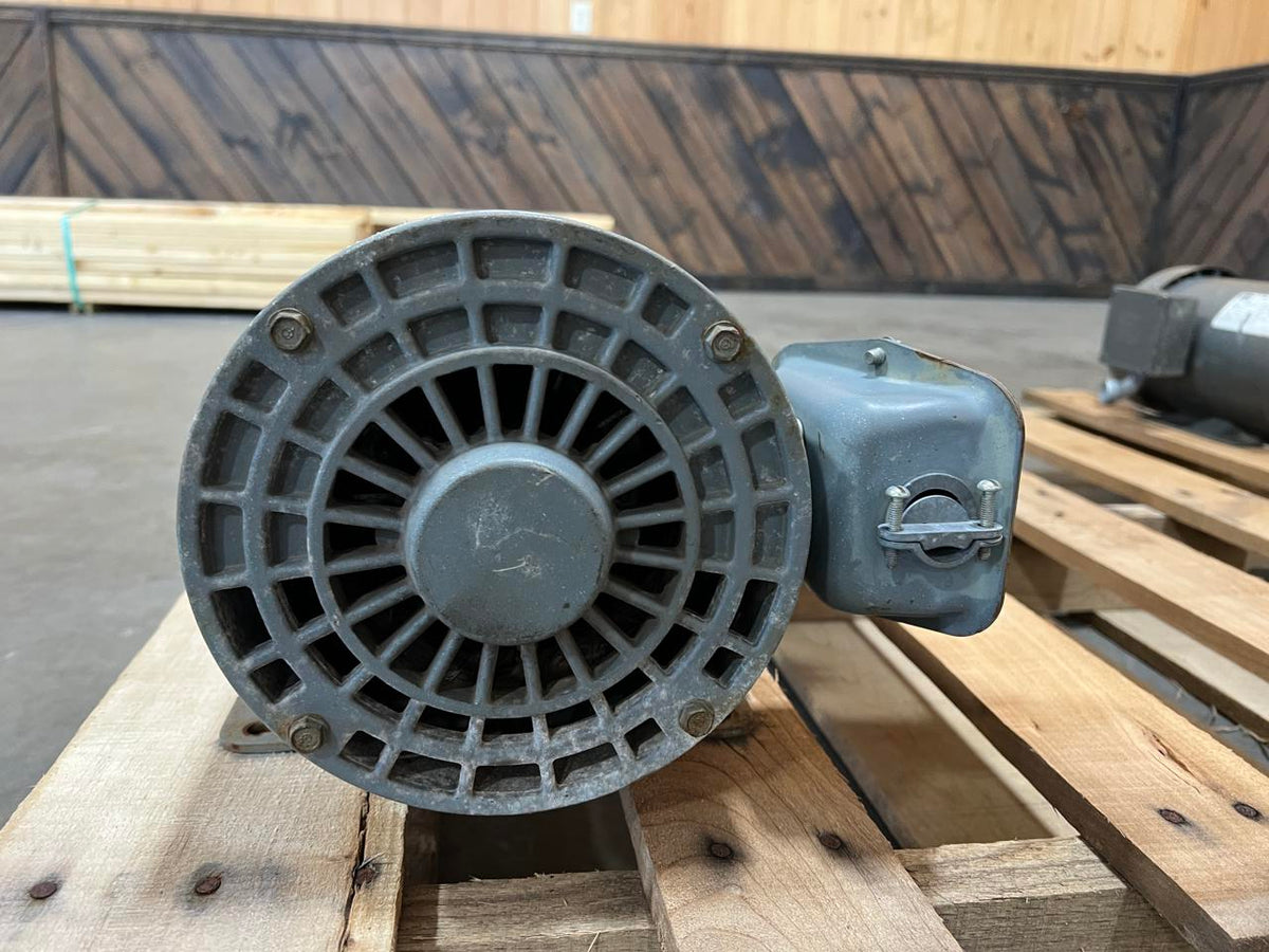 Doerr Electric 3 Phase, AC Motor with Pulley, 5 HP, 1740 RPM, Used Tested