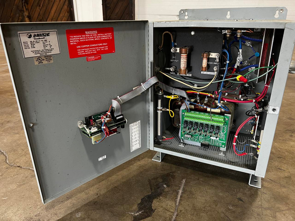 Automatic Trickle Charger for Large Genset, 16 Amp
