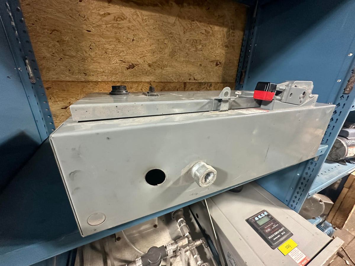 Square D Fusable Disconnect with Motor Starter Contactor