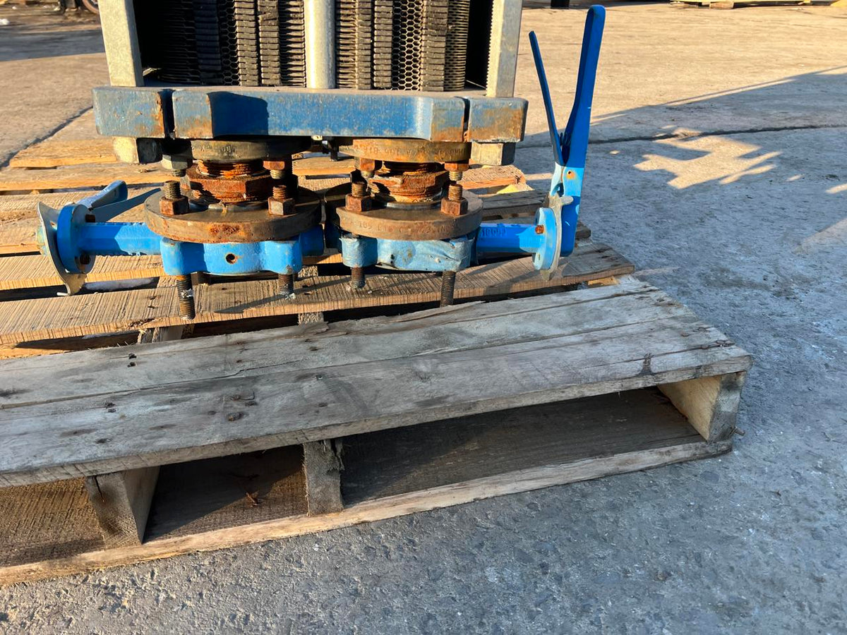 Heat Exchanger Water to Water to Cool 600 HP Engine Jacket Water