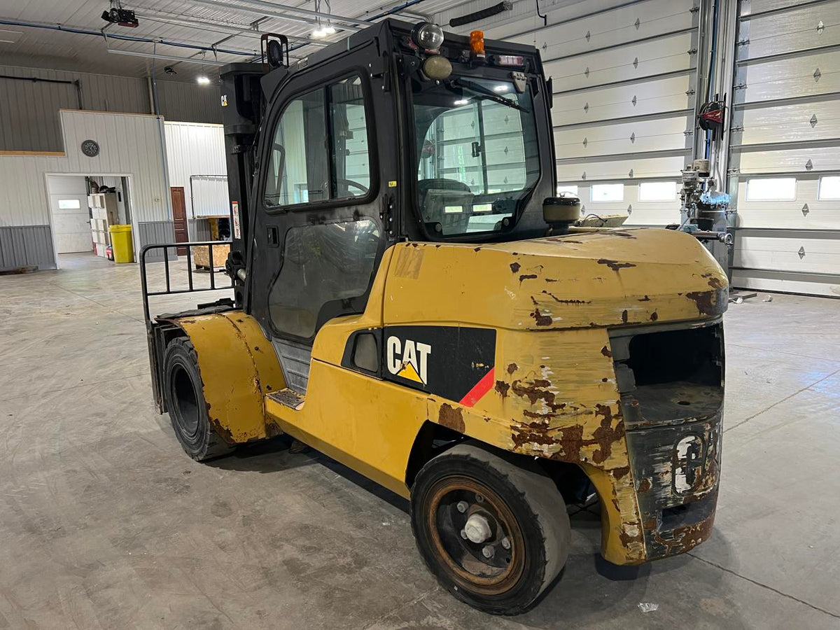 CAT DP55 Forklift 12000 lb capacity Diesel Triple Stage Mast Side Shift Fork Positioner 42″ Forks DSLP1138