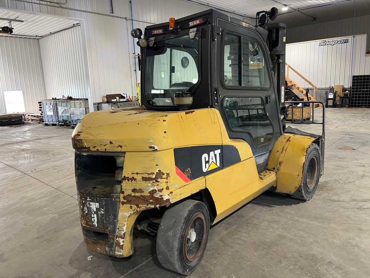 CAT DP55 Forklift 12000 lb capacity Diesel Triple Stage Mast Side Shift Fork Positioner 42″ Forks DSLP1138