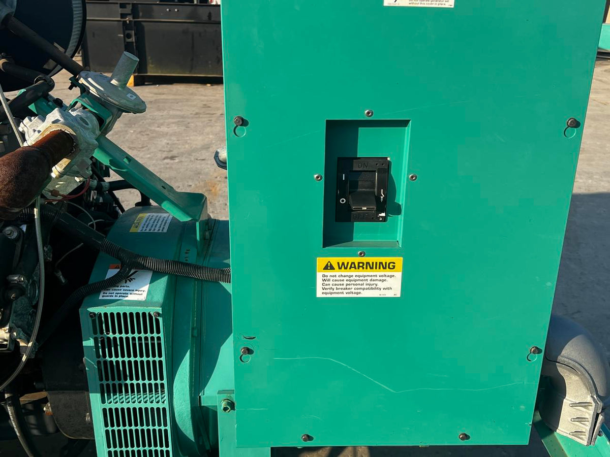 100 kW Cummins/Onan Generator, Natural Gas or Propane, 6.8 Ford Engine, Year – 2002, 710 Hours