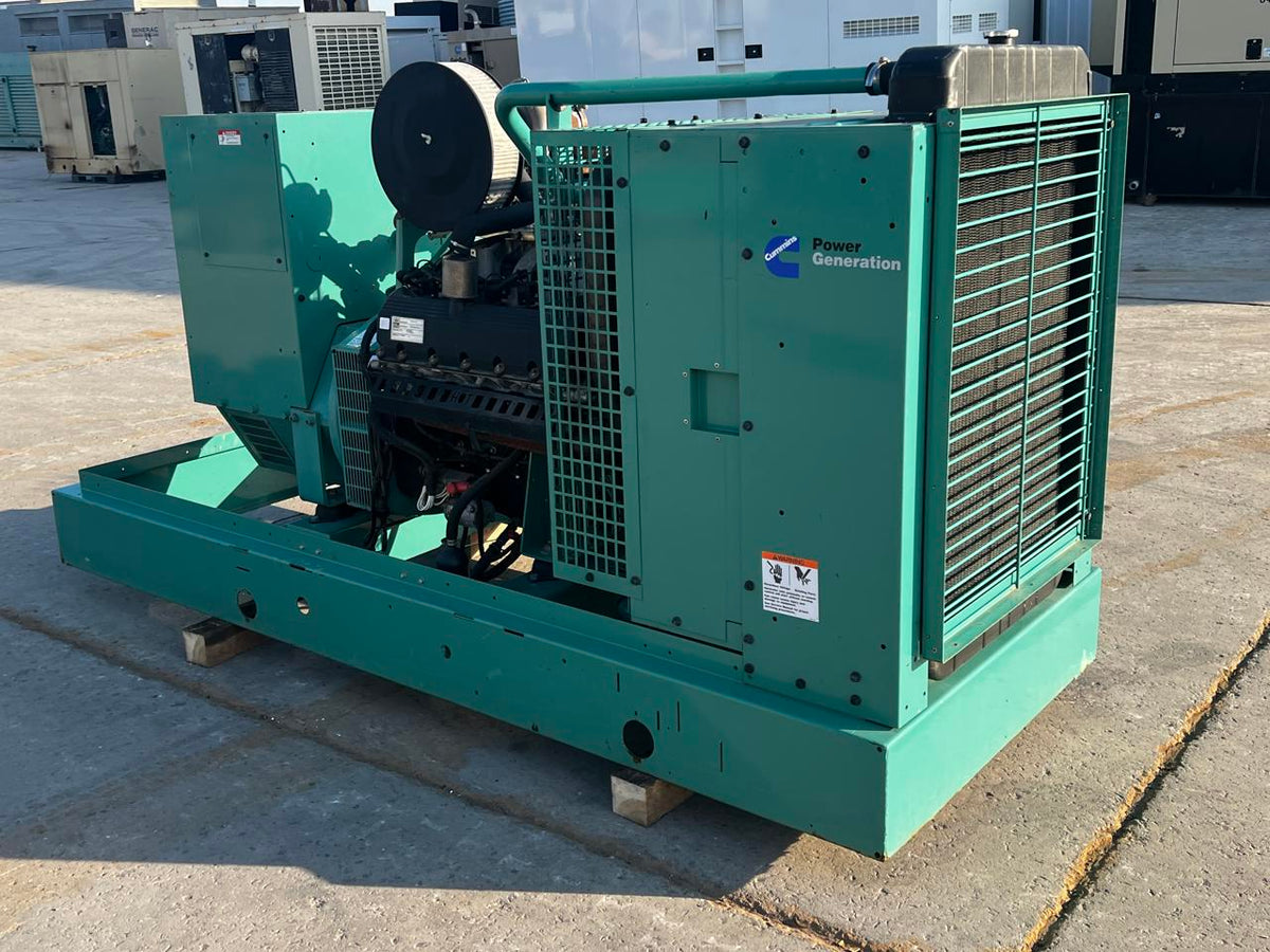 100 kW Cummins/Onan Generator, Natural Gas or Propane, 6.8 Ford Engine, Year – 2002, 710 Hours