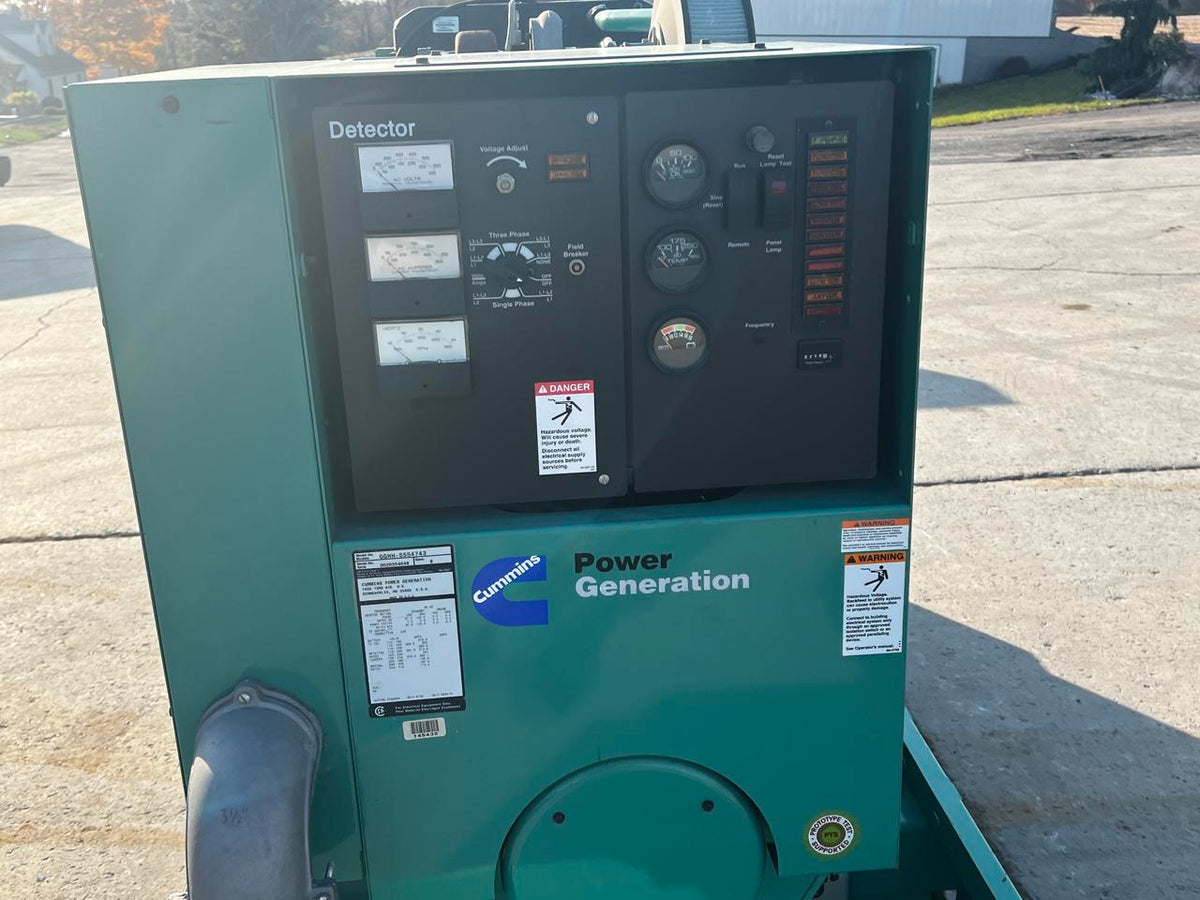 100 kW Cummins/Onan Generator, Natural Gas or Propane, 6.8 Ford Engine, Year – 2002, 710 Hours