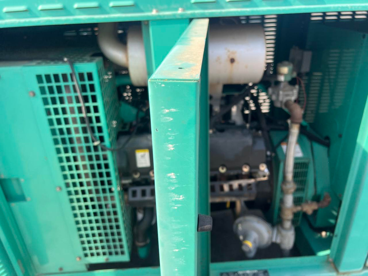 100 kW Cummins/Onan Generator Ford Engine Year – 2002 564 Hours with Enclosure