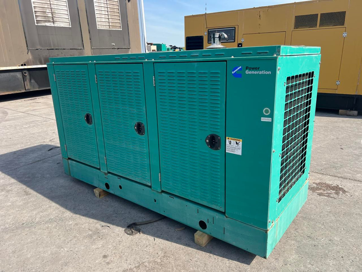 100 kW Cummins/Onan Generator Ford Engine Year – 2002 564 Hours with Enclosure