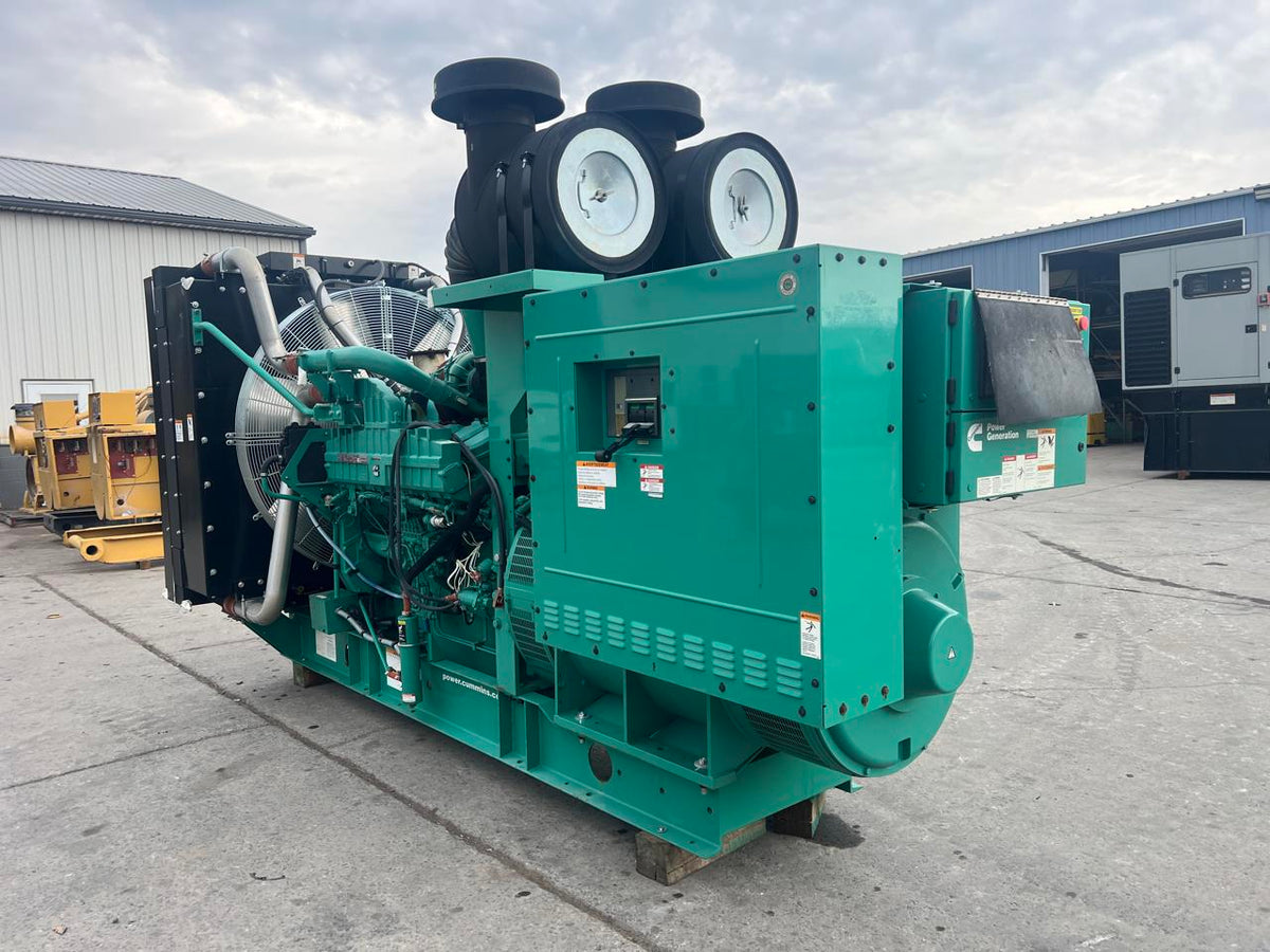 1000kW Cummins/Onan GenSet 30 Liter Cummins Engine New Surplus Year  2021 6 Hours US EPA Tier 4 with Remote after Treatment System Included DSLP1158