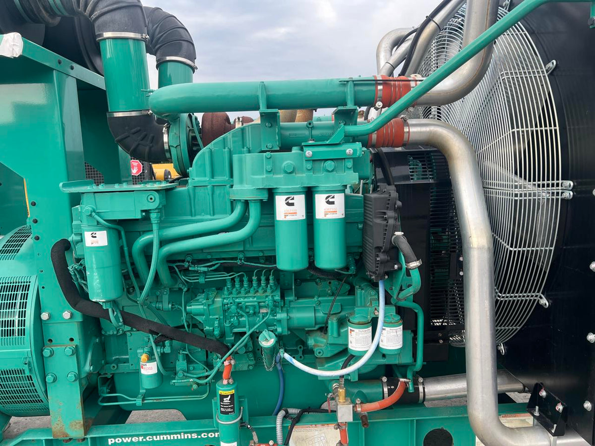 1000kW Cummins/Onan GenSet 30 Liter Cummins Engine New Surplus Year  2021 6 Hours US EPA Tier 4 with Remote after Treatment System Included DSLP1158