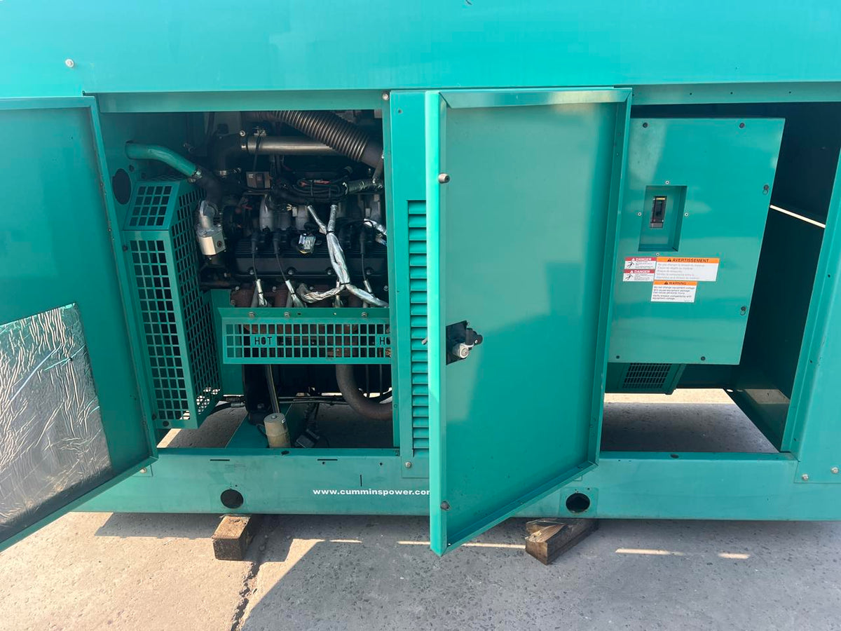 125 kW Cummins/Onan Generator, with Enclosure, 8.1 Liter PSI Engine, Year – 2007, 365 Hours, Natural Gas or Propane