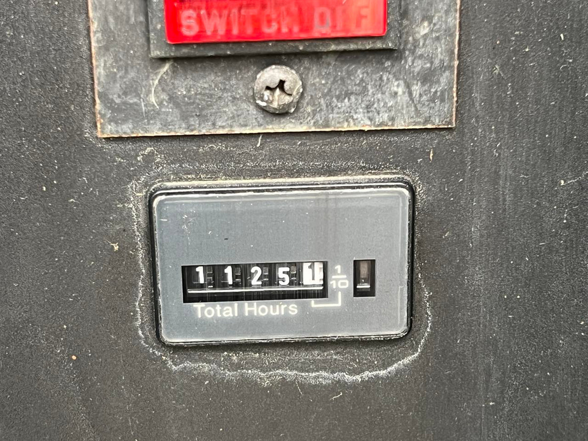 125 kW Cummins/Onan Generator, 8.3 Liter Cummins Engine, 1125 Hours, with Sound Attenuated Enclosure and Base Fuel Tank