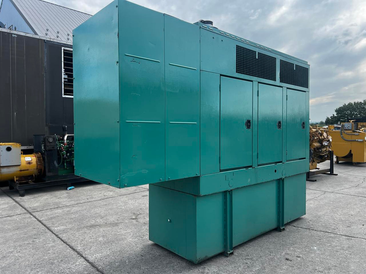 150 kW Cummins/Onan Gen Set, with Sound Attenuated Enclosure and Base Fuel Tank, 8.3 Liter Cummins Engine, Year – 2000, 1304 Hours