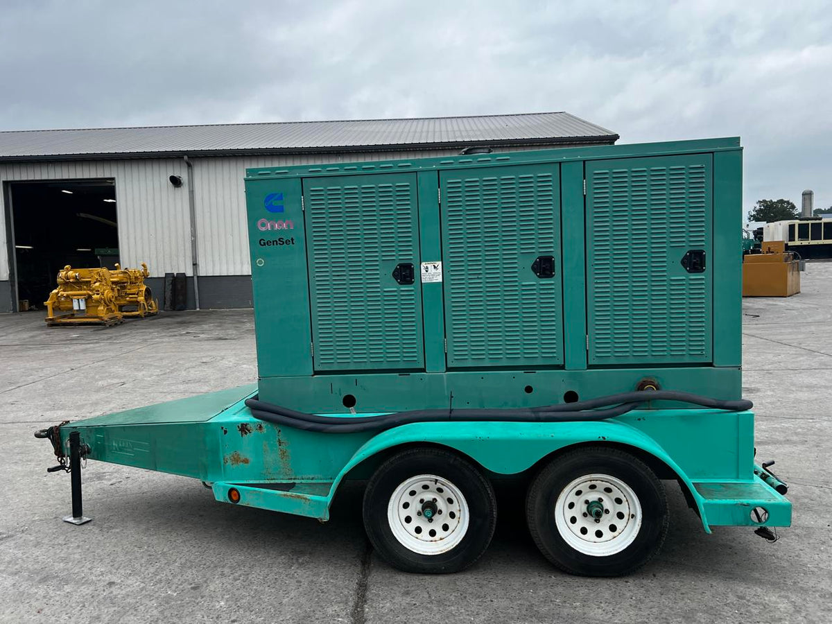 175 kW Cummins/Onan Portable Generator, with Base Fuel Tank and Enclosure 8.3 Liter Cummins Engine, Year – 1999, 687 Hours