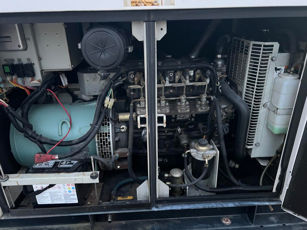 25 kW MQ Power Portable Rental Grade Generator, Isuzu Engine, Year – 2005, Sound Attenuated Enclosure, with Voltage Selector Switch