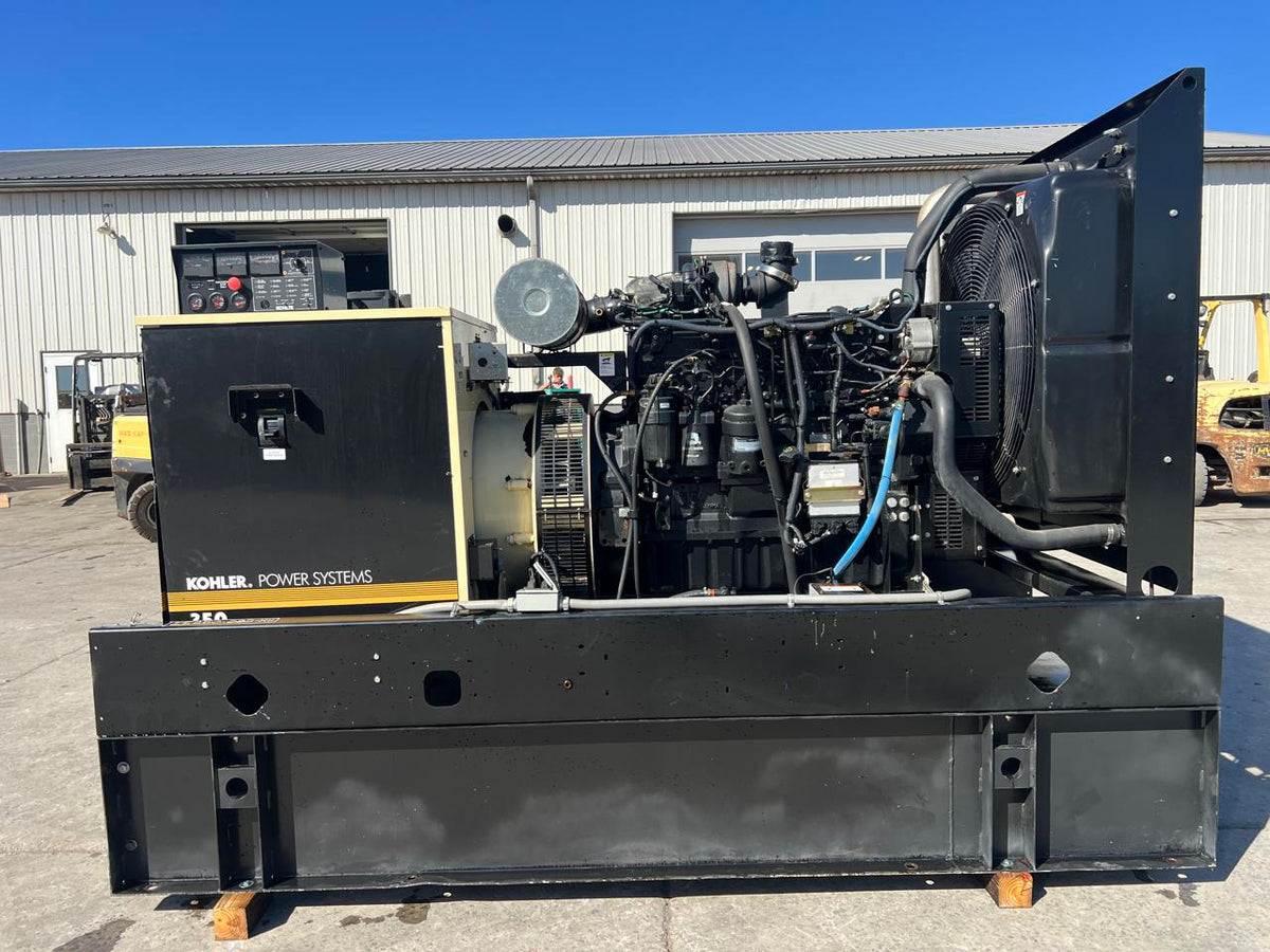 250 kW Kohler Generator, with Base Fuel Tank, 9.0 Liter John Deere Engine, Year – 2009, 15 Hours, US EPA Tier 3, Pre Emission Engine
