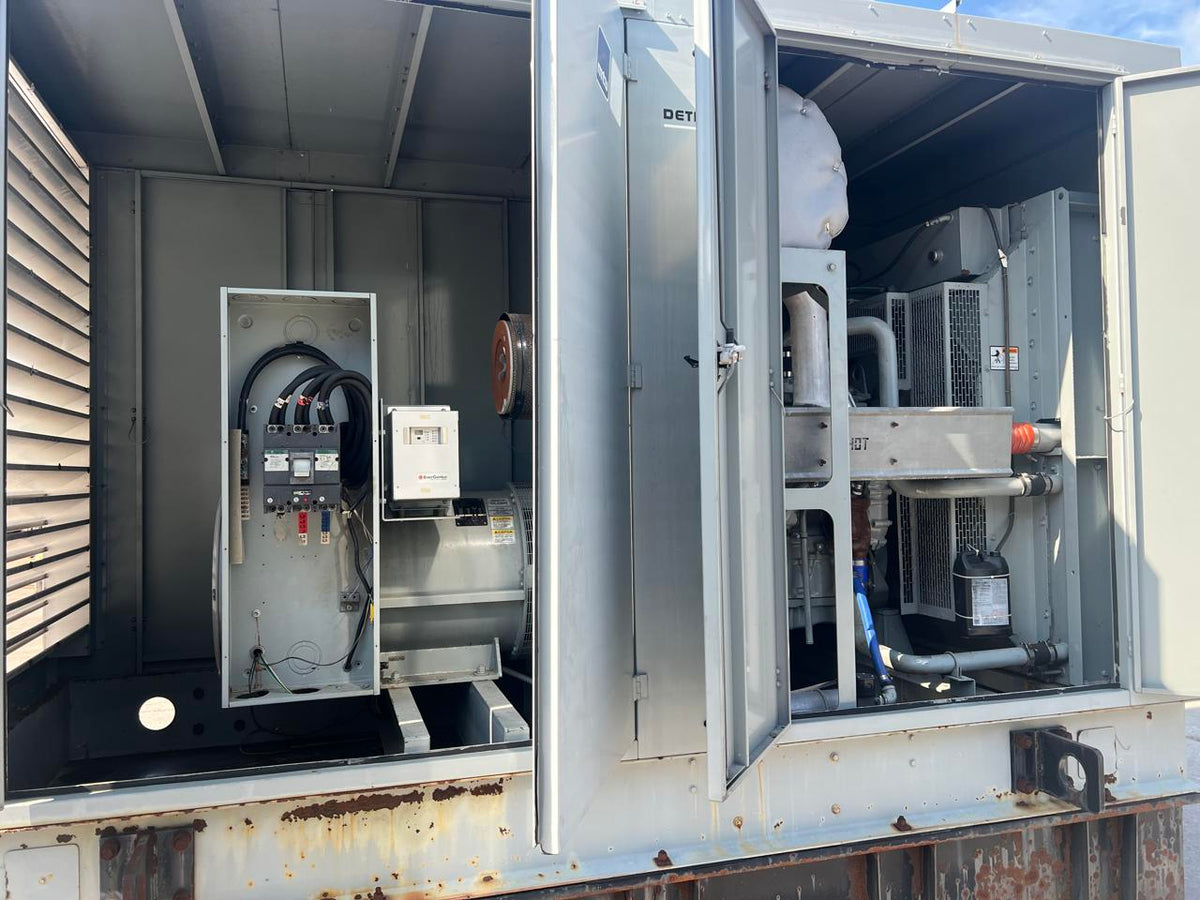 350 kW MTU Generator, 14 Liter Series 60 Detroit Diesel Engine, with Enclosure and Base Fuel Tank, Year – 2008, 706 Hours, US EPA Tier 3