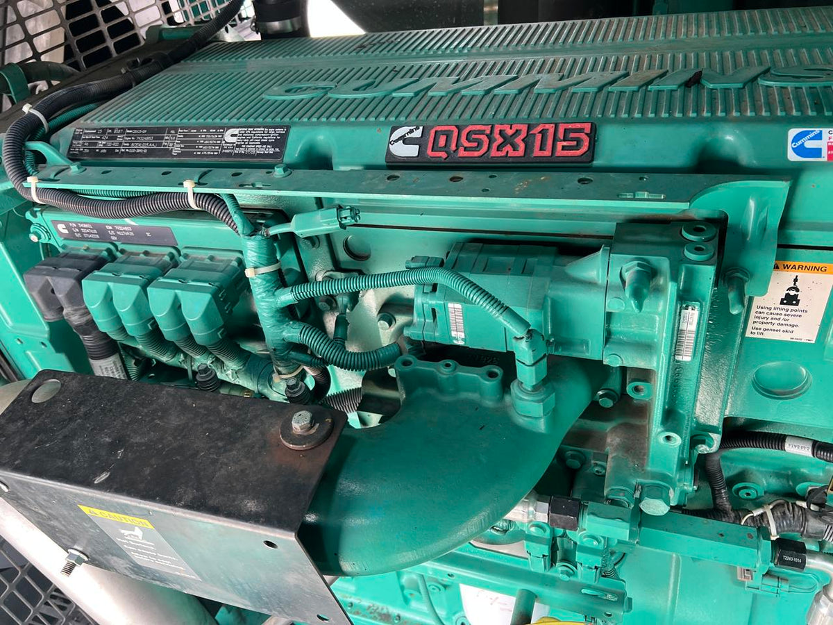 400 kW Cummins/Onan Generator Set, With Enclosed and Base Fuel Tank, Year – 2008, 601 Hours, US EPA Tier 2