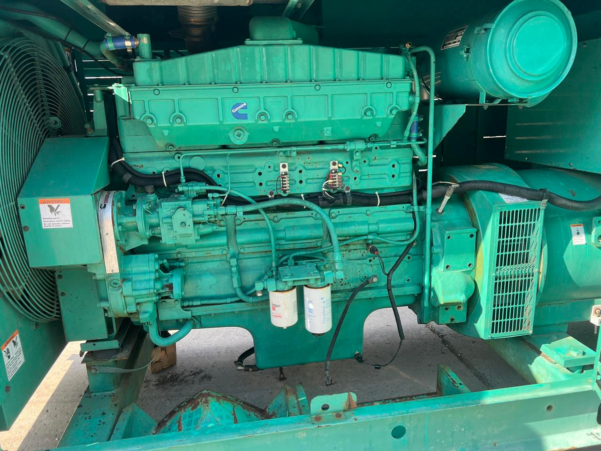 400 kW Cummins/Onan Gen Set, with Enclosure, Year – 2000, 129 Hours