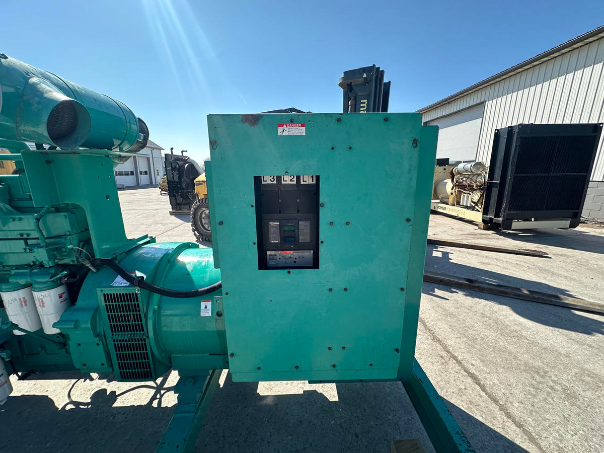 450 kW Open Skid Cummins/Onan Generator, with KTA 19G3 Cummins Engine, Year – 2000, 786 Hours