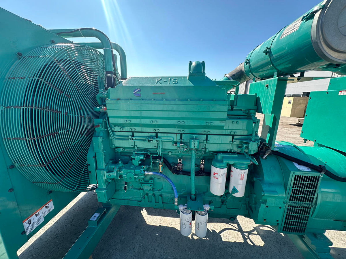 450 kW Open Skid Cummins/Onan Generator, with KTA 19G3 Cummins Engine, Year – 2000, 786 Hours