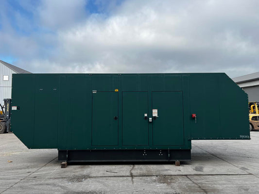 500 kW Cummins/Onan GenSet, Year – 2017, Natural Gas, 114 Hours, Sound Attenuated Enclosure, Like New Condition