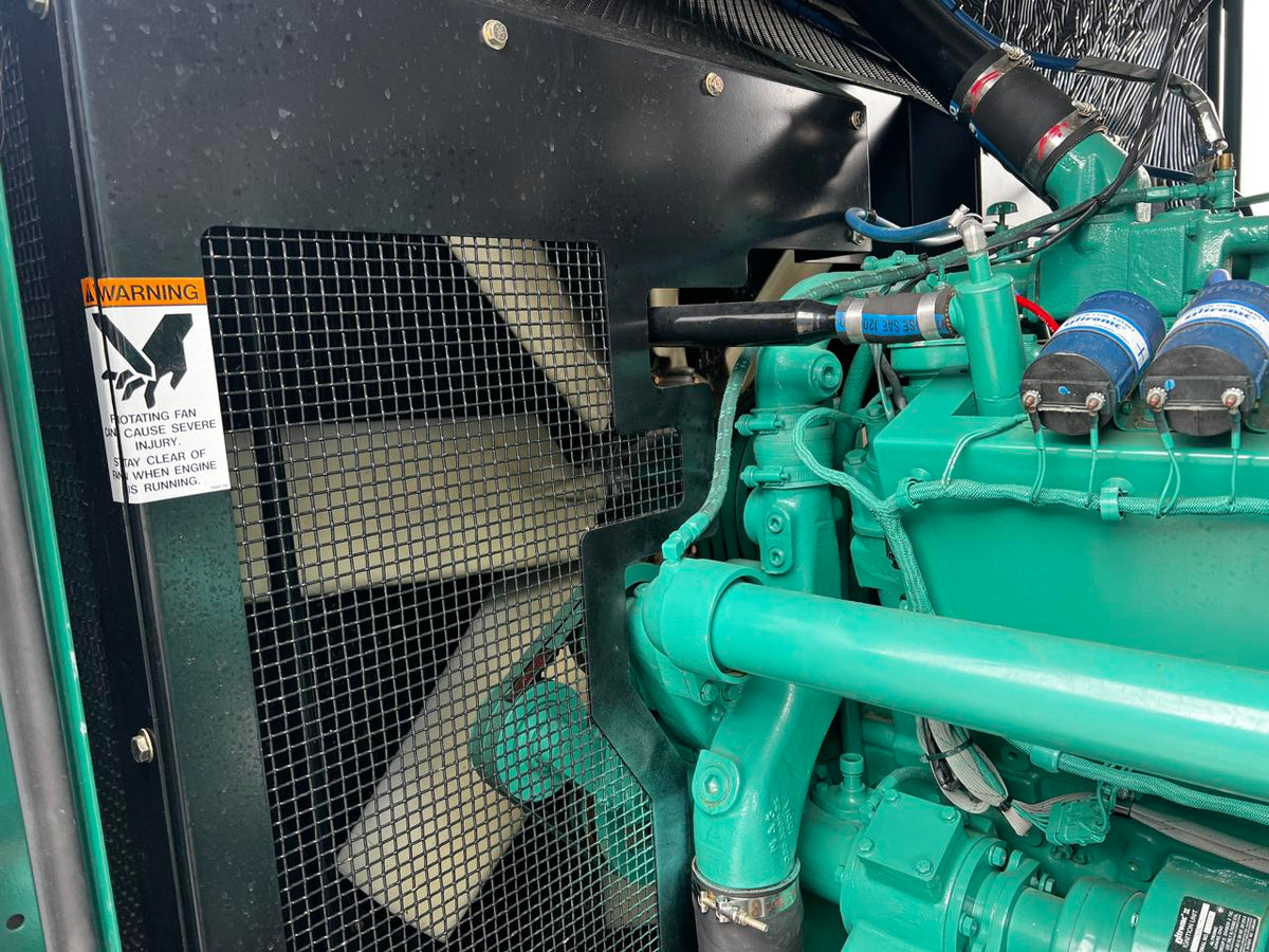 500 kW Cummins/Onan GenSet, Year – 2017, Natural Gas, 114 Hours, Sound Attenuated Enclosure, Like New Condition