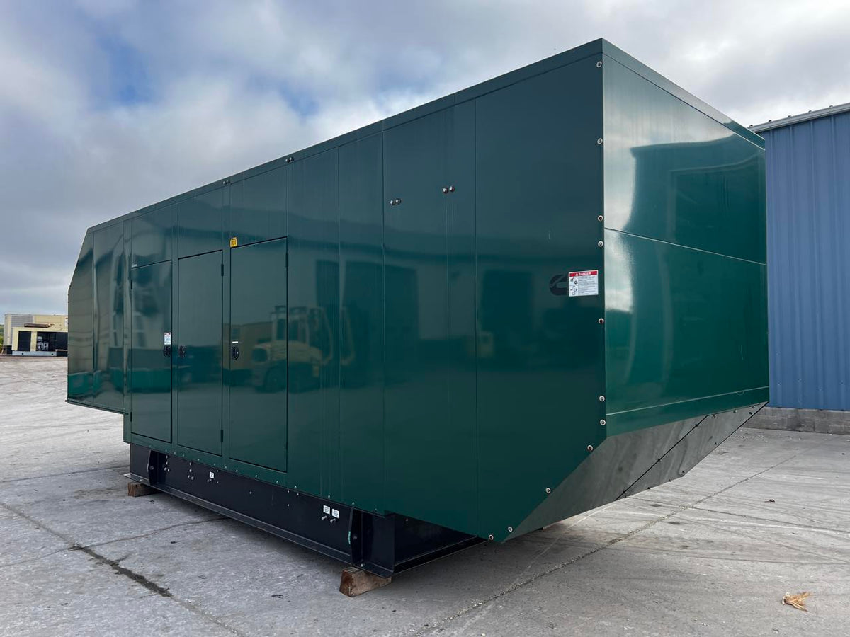 500 kW Cummins/Onan GenSet, Year – 2017, Natural Gas, 114 Hours, Sound Attenuated Enclosure, Like New Condition