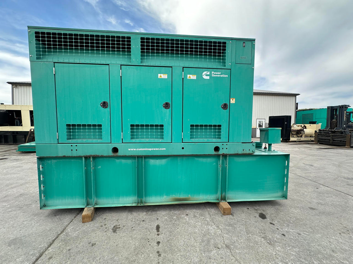 500 kW Cummins/Onan Gen Set, with Enclosure and Base Fuel Tank, Year – 2008, 59 Hours, US EPA Tier 2 Pre Emissions