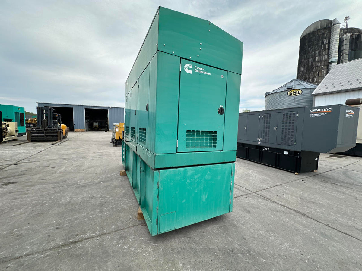 500 kW Cummins/Onan Gen Set, with Enclosure and Base Fuel Tank, Year – 2008, 59 Hours, US EPA Tier 2 Pre Emissions