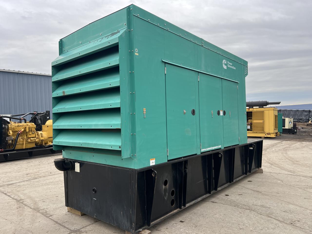 500 kW Cummins/Onan Gen Set, with Enclosure and Base Fuel Tank, Year – 2010, 504 Hours, US EPA Tier 2 Flex Engine Transmission