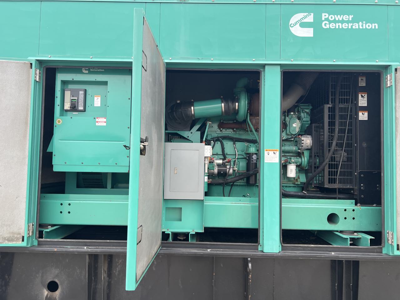 500 kW Cummins/Onan Gen Set, with Enclosure and Base Fuel Tank, Year – 2010, 504 Hours, US EPA Tier 2 Flex Engine Transmission