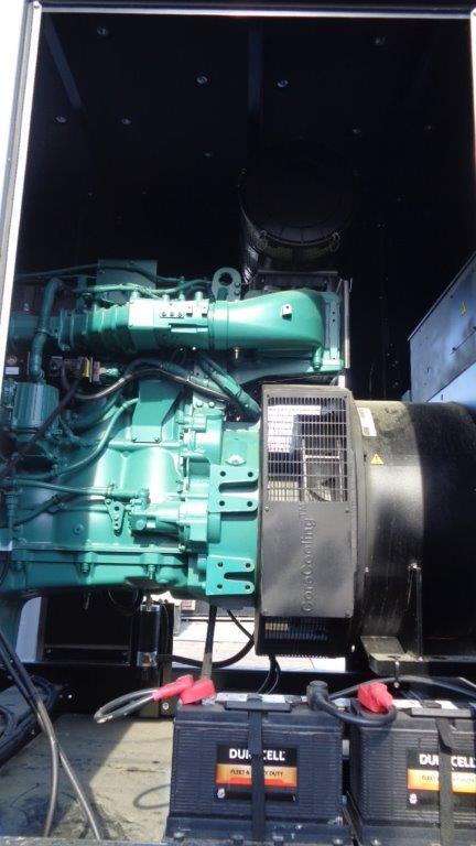 600 kW Gillette Portable Rental Grade Generator, Volvo Tier 4 Engine, Enclosed, Sound Attenuated on Board Fuel Tank